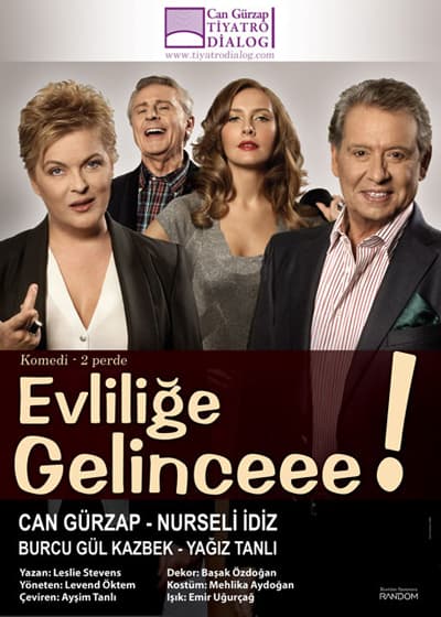 <p><font face="arial,helvetica,sans-serif" size="2"><strong>Yazan:</strong> Leslie Stevens<br /><strong>&Ccedil;eviren:</strong> Ayşim Tanlı<br /><strong>Y&ouml;neten:</strong> Levend &Ouml;ktem<br /><strong>Dekor:</strong> Başak &Ouml;zdoğan<br /><strong>Kost&uuml;m:</strong> Mehlika Aydoğan<br /><strong>Işık:</strong> Emir Uğur&ccedil;ağ<br /><strong>Oynayanlar:</strong> Can G&uuml;rzap, Nurseli&nbsp; İdiz, Burcu G&uuml;l Kazbek, Yağız Tanlı <br /><strong>T&uuml;r&uuml;:</strong> Komedi<br /><br />Evliliğe Gelinceee! Adlı oyun evlilik kurumunun sorunlarının işlendiği, hem erkeğin hem de kadının g&ouml;z&uuml;nden objektif bir duruş sergileyen &ccedil;ok katmanlı bir komedi.<br /><br />Oyunda, Paul erkeklere, Content da kadınlara ilişkiler &uuml;zerine konferans veren iki akademisyendir. Mutlu ve huzurlu bir evlilikleri vardır.<br /><br />Dostları, Nobel &ouml;d&uuml;ll&uuml; bir yazar olan Nils Sveg ve kızı Katrin&rsquo;i evlerinde konuk etmeye hazırlanmaktadırlar, ancak Katrin ziyarete yalnız gelir.&nbsp;<br />&nbsp;<br />15 sene &ouml;nce bıraktıkları sa&ccedil;ları &ouml;rg&uuml;l&uuml; sıska kız &ccedil;ocuğu, karşılarına İsve&ccedil;li bir g&uuml;zellik ilahesi olarak &ccedil;ıkar. Katrin&rsquo;in eve gelişiyle yoğun bir tek eşlilik hesaplaşması başlar. </font></p>