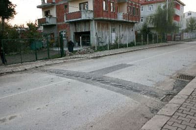ADASU, Ferizli'de Yağmur Suyu Kanalı Çalışması Yapıyor