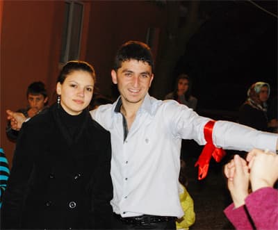 Aşırlar, Asker Eğlentisi ile Coştu