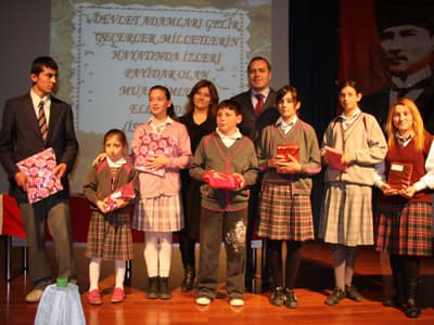 Öğretmenler Günü, Hendek'te Törenlerle Kutlandı