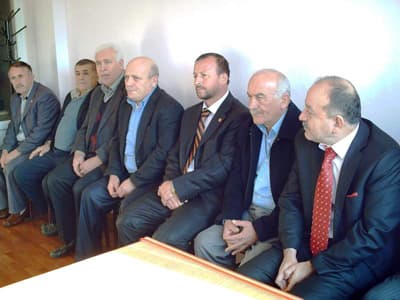Geyveli AKP'liler Yeni Binada Bayramlaştılar