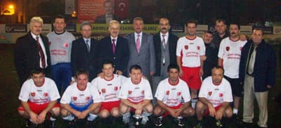 Merkez Atatürk'ün Öğretmenleri Sağlam Futbolcu Çıktı