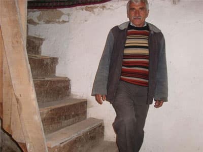 Onaralım: Hayır! Yıkalım: Hayır!