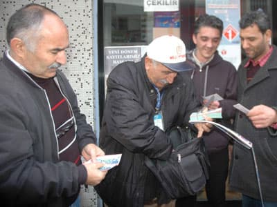 Esnaf Umudunu Milli Piyangoya Bağladı