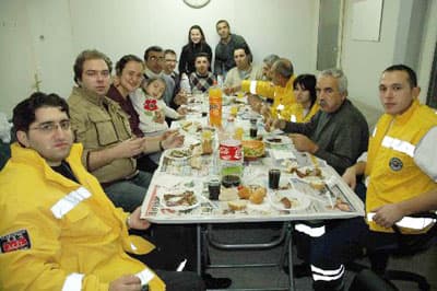 Ataması Yapılan Doktor, Veda Yemeği Verdi