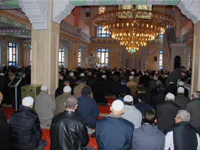 Yenikent Derneği Yöneticisi Arslan, Babasını Kaybetti