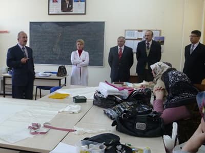 Kaymakam Yılmaz&#8217;dan Yenikent HEM&#8217;e Ziyaret