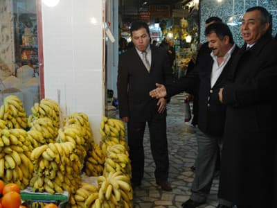 Vali Atak ve Başkan Toçoğlu Katlı Pazar Yerinde