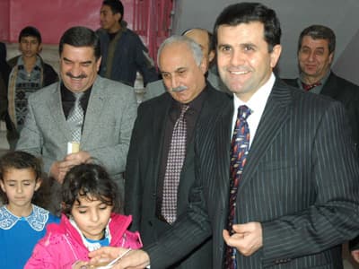 Okul Aile Birliği Öğrencilere Aşure Dağıttı