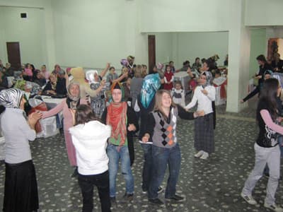 Akyazı Kız Meslek Lisesi Çay Partisi Düzenledi