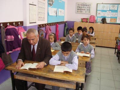 Bu Okulda Kitap Okumak Hediyeyle