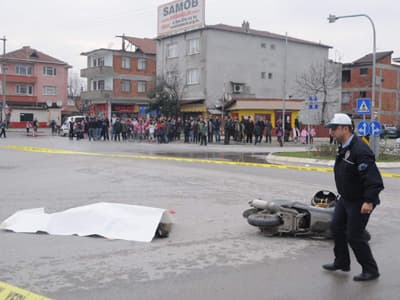 Altınova Duble Yolda Trafik Kazası: 1 Ölü