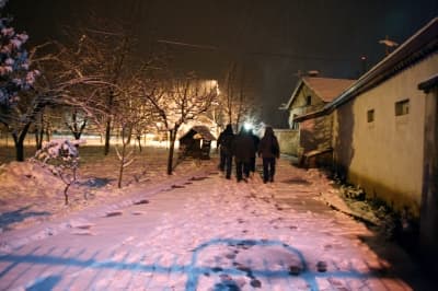 Akyazı'da Silahla Yaralama