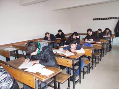 30.000 Öğrenci Açık Lise Sınavlarında Ter Döktü