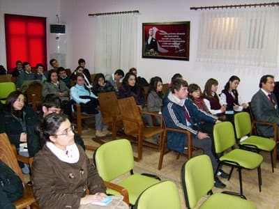 Öğrencilere Sınav Kaygısı Semineri Verildi