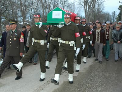 Kore Gazisi Askeri Törenle Defnedildi
