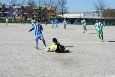 <p><font face="arial,helvetica,sans-serif" size="2"><strong>Harmanlıkspor (0)</strong> Sezgin &Ouml;mer Batuhan Kubilay (G&ouml;khan) Murat Muhammed (Engin) Tugay (Murat) &Ouml;zkan &Ouml;mer Faruk G&uuml;rkan(Arif) Recep (Arda)<br /><strong>Yedekler:</strong> Emre Engin Murat Arif G&ouml;khan Arda Yusuf<br /><strong>Antren&ouml;r: </strong>Recai Turan<br /><strong>Gol:</strong> dk 55 Sinan (Pen) Erenlerspor</font></p>