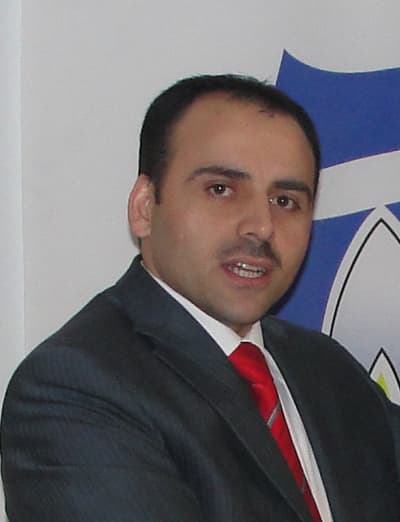 <font face="Arial" size="2">Hediye kazanan talihlileri tebrik eden Alkan, doğalgazın en ekonomik, en konforlu, en &ccedil;evreci, en verimli ve en g&uuml;venli yakıt olma &ouml;zelliğini koruduğunu, bu nedenle aboneliklerini yaptırarak doğalgaz kullanımına ge&ccedil;en m&uuml;şterilerin &ccedil;ok doğru bir karar aldıklarını kaydetti.<br /><br />Alkan, AGDAŞ 'ın 2010 yılı i&ccedil;in de b&uuml;y&uuml;k fırsatları i&ccedil;eren kampanyalar planladıkları m&uuml;jdesini vererek, yapacakları kampanyalar ile 2010 yılında 100 bin abone sayısına ulaşmayı hedeflediklerini s&ouml;yledi. <br /><br />Doğalgaz bilincinin Sakarya'da g&uuml;n ge&ccedil;tik&ccedil;e geliştiğine değinen Alkan, hen&uuml;z doğalgaz kullanımına ge&ccedil;meyen Sakaryalıların doğalgaz kullanımına ge&ccedil;meleri halinde ne kazanacaklarını bir&ccedil;ok aktivite ile anlatmaya &ccedil;alıştıklarını, bu faaliyetlerin 2010 yılında da, artarak devam edeceğini belirtti.</font>