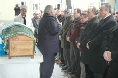Cavit Öztürk'ün Babası Toprağa Verildi