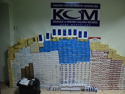 Sakarya'da 8 Bin 500 Paket Kaçak Sigara Ele Geçirildi