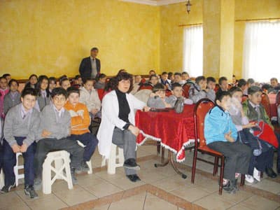 Zübeydehanım&#8217;da Öğrencilere Diş Taraması Yapıldı