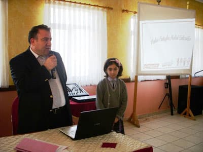 Zübeydehanım&#8217;da Öğrencilere Diş Taraması Yapıldı