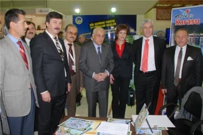 En Renkli Stand Karasu