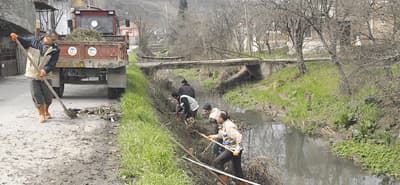 Kırcaali Deresi Temizleniyor