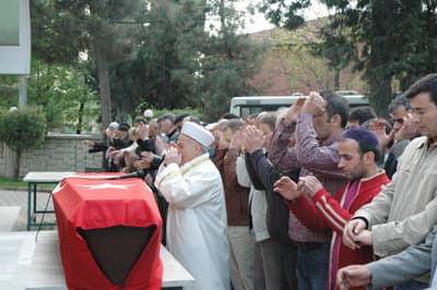 Veysel Burak Gülper, Toprağa Verildi 
