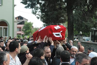 Veysel Burak Gülper, Toprağa Verildi 