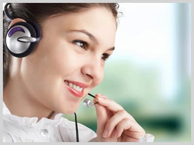 <font size="2"><font face="verdana,geneva"><strong>&nbsp;&nbsp;&nbsp;&nbsp;&nbsp;&nbsp;&nbsp;<br />CALL CENTER VE CANLI DESTEK HATTI İLE HER SORUYA ANINDA CEVAP!<br /><br /></strong>Aloyemek.com&rsquo;a girdikten sonrası kolay. Her t&uuml;rl&uuml; sorunuz i&ccedil;in<strong> 0 264 6140389</strong> numaralı telefonun ucunda bekleyen<strong> &ccedil;ağrı merkezi</strong>ni arayabileceğiniz gibi, destek merkeziyle <strong><font color="#993300"><a href="http://sakarya.aloyemek.com/">internet ortamında da</a></font></strong> iletişim kurabilirsiniz. Canlı destek imk&acirc;nıyla bir m&uuml;şteri temsilcisiyle bağlantı kurmanız ve yazışabilmeniz sayesinde, sayfayı adım adım inceleyebilir, her sorunuzu anında y&ouml;neltebilirsiniz.</font></font>