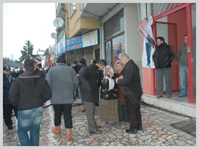 Yangın Sinir Krizi Geçirtti