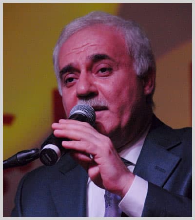 Nihat Hatipoğlu'na Büyük İlgi
