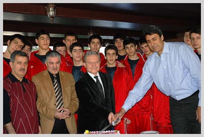 YENİSİAD Üyeleri Akyazı'da Buluştu