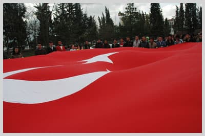 SAÜ'lü Öğrencilerden Mehmetçik'e Destek