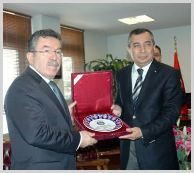 YÖK Başkanı'ndan İddialara Yanıt