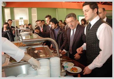YÖK Başkanı SAÜ'yü Beğendi