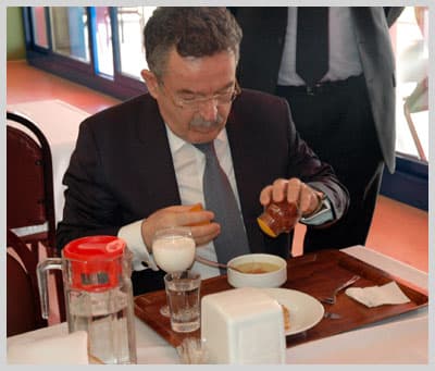 YÖK Başkanı SAÜ'yü Beğendi