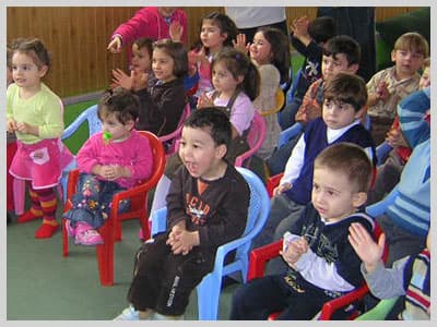 Afacanlar Çocuk Evinde Kukla Şenliği!