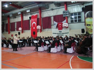 TSK Armoni Mızıkası'ndan Konser