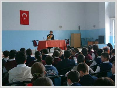 Ferizli'de Yerel Yönetimler Konferansı