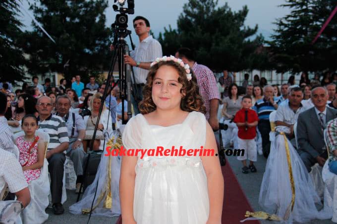 Mezuniyet Gecesine Bu Kız Damga Vurdu!