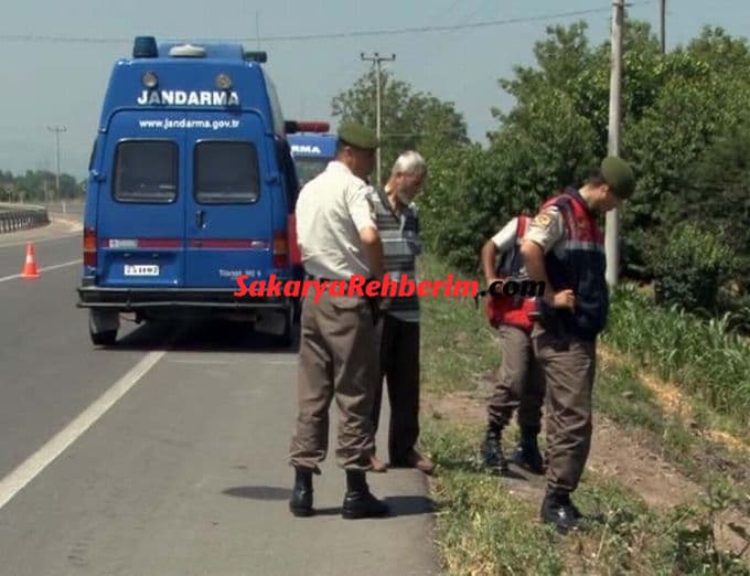 Mahkemeye giderken yolunu kesen damadını öldürdü