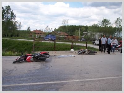 Akyazı'da Motorsiklet Kazası