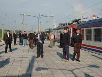 Tren Arıza Yaptı, Yolcular Mahsur Kaldı