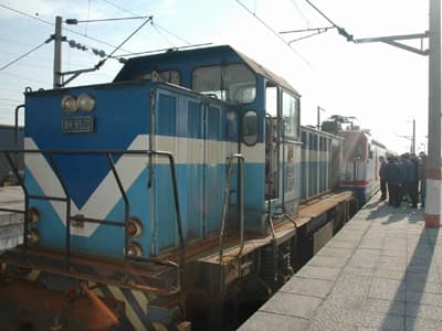 Tren Arıza Yaptı, Yolcular Mahsur Kaldı