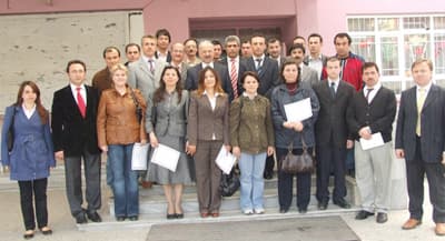 Öğretmenler Sertifikalarını Aldı