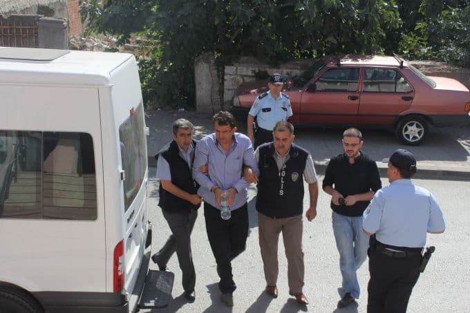 Adnan Uyumaz 3 kişiyi vurdu, 1 ölü!