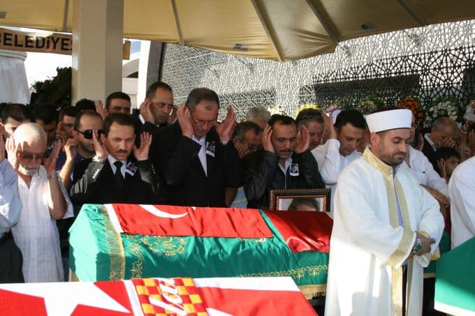 Adnan Uyumaz 3 kişiyi vurdu, 1 ölü!