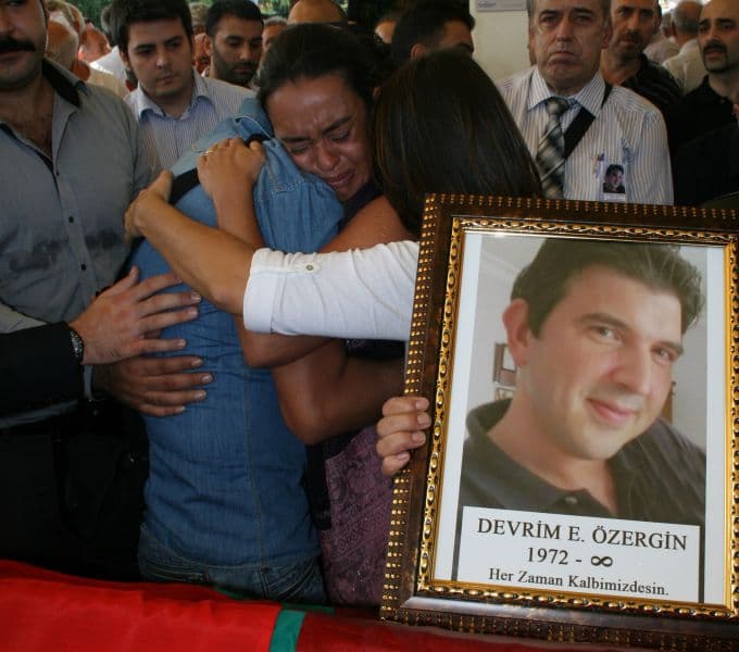 Adnan Uyumaz 3 kişiyi vurdu, 1 ölü!
